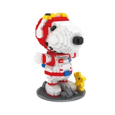 Abbildung von BlueBrixx Pro 108307 Astronaut Snoopy (Diamond Blocks) aus Klemmbausteinen mit 1052 Bauelementen
