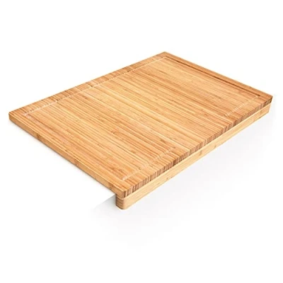 Abbildung von Relaxdays Schneidebrett aus Bambus H x B T: ca. 5 56 38 cm Küchenbrett mit Saftrinne und Anschlagkante messerschonendes Bambusbrett als Servierbrett Tranchierbrett Holzbrett massiv, natur