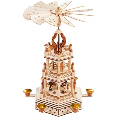 Abbildung von BRUBAKER Weihnachtspyramide 3 stöckige drehbare Holzpyramide Weihnachtsdekoration mit Etagen 44 cm Höhe handbemalte Figuren Weihnachten Natur Braun
