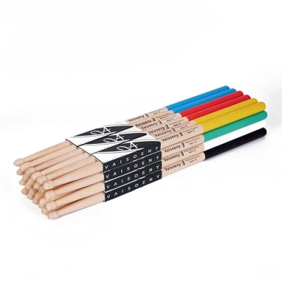 Abbildung von Vaisoeny Trommelstöcke mit rutschfestem Gummigriff, 7A Drumsticks für Erwachsene, 12 Paar klassische Ahornholz Kinder, professionelles Musikinstrument Percussion Zubehör
