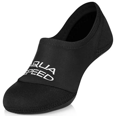 Abbildung von Aqua Speed Neoprensocken Schwimmsocken Kinder Erwachsene 20 45 Wasserschuh (Neopren Wassersocken Schwimmaccessoires) in Schwarz Perfekt für Wassersport &amp; Strand