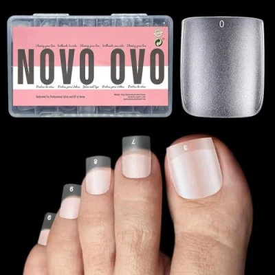 Abbildung von NOVO OVO Lange fußnägel zum aufkleben, Artificial long toe nail tips, klare fussnägel kleben, künstliche zehennägel, soft gel Full cover toenail tips set, fuß nägel x 15 Größen 360 Stück