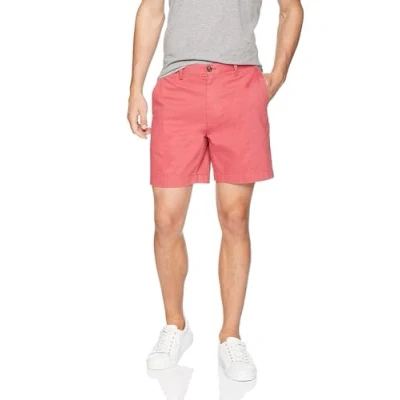 Abbildung von Amazon Essentials Herren 18 cm Chinoshorts Mit Klassischer Passform, Himbeerrot, 42W