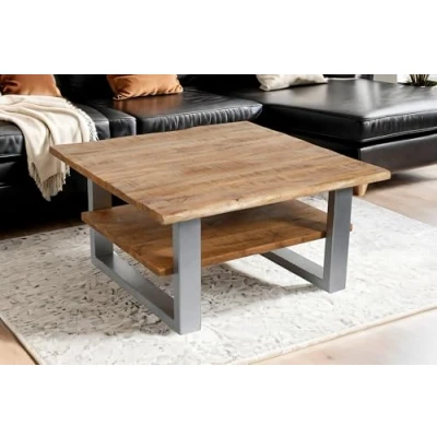 Abbildung von SAM Couchtisch 90x90 cm Patrick, Sofatisch/Beistelltisch mit Ablage, Mangoholz massiv, raue &amp; naturbelassene Oberfläche lackiert, U Metallgestell Silber, echte Baumkante