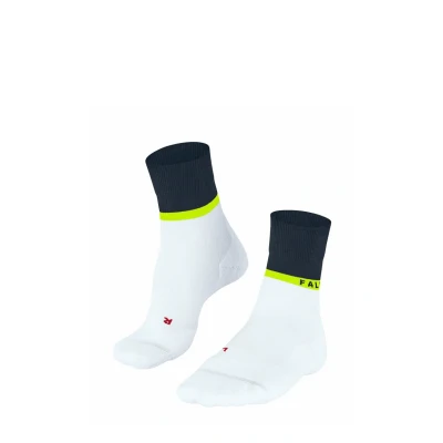 Abbildung von FALKE Herren Laufsocken RU4 Endurance Compressiion M So Baumwolle Funktionsmaterial mit Kompression 1 Paar, Weiß White 2006, 42 43