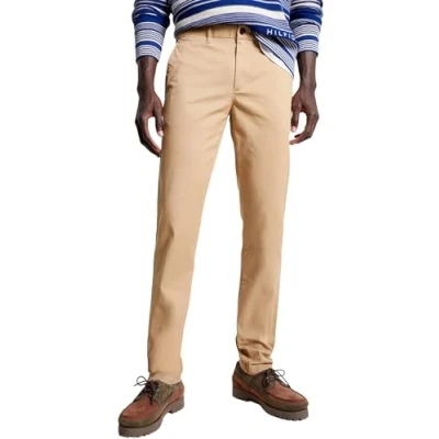 Abbildung von Tommy Hilfiger Herren Hose Bleecker Chino 1985 Pima Cotton Chino, Grün (Classic Khaki), 29W/36L