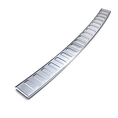 Abbildung von tuning art BL1027 Ladekantenschutz mit Abkantung passend für Suzuki SX4 S Cross FL, Farbe:Silber