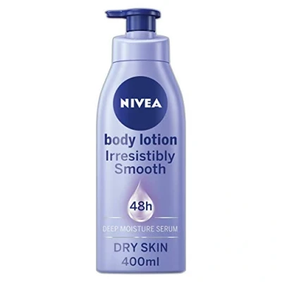 Abbildung von NIVEA Unwiderstehlich glatte Körperlotion (400 ml), 72H Hydration Feuchtigkeitspflege für weiche und Haut, hergestellt mit reinem Hyaluron Sheabutter, intensiv feuchtigkeitsspendende