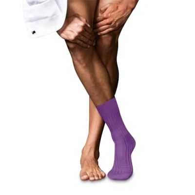 Abbildung von FALKE Herren Socken No. 13 M So feinste Piuma Baumwolle einfarbig 1 Paar, Lila Pink Iris 8943, 39 40