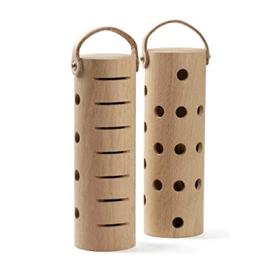 Abbildung von VOLT by Voggenreiter Tube Shaker Set Percussion Wood Caxixi Hybrid Instrument für innovative Sounds (15 x 5 cm, Buchenholz, Halteriehmen aus Leder, inkl. Tasche), Braun, 1992123