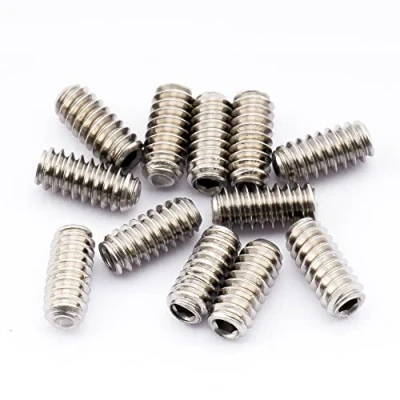 Abbildung von Musiclily Pro #4 40X1/4&quot; Edelstahl Saitenreiter Höhe Schrauben für American Strat Tele Style E Gitarre Brücke, Original Farbe (12er Set)
