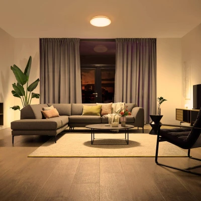 Abbildung von Philips Izso All in One Deckenleuchte inkl. Fernbedienung (24 W), dimmbare LED Leuchte mit allen Weißtönen, Lichtsteuerung flexibel ohne Verkabelung