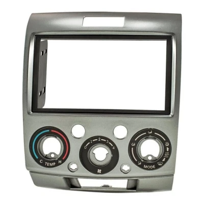Abbildung von tomzz Audio Doppel DIN Radioblende passt für Mazda BT 50 / Ford Ranger 2006 bis 20 Autoradio