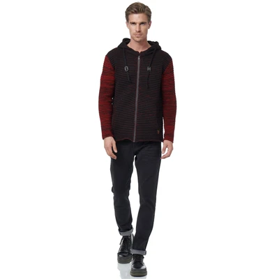 Abbildung von Rusty Neal Strickjacke mit kuscheliger Kapuze