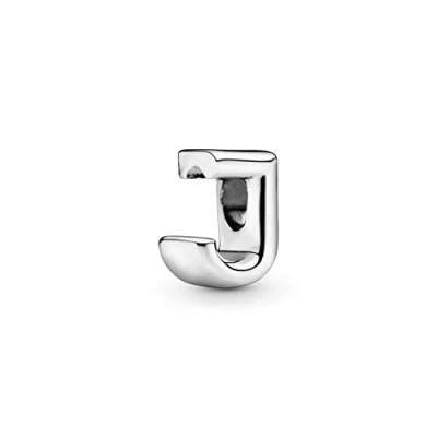 Abbildung von PANDORA Moments Buchstabe J wendbares Alphabet Charm aus Sterling Silber mit geprägten Herzen und Perlen an der Rückseite kompatibel Armbändern Kollektion