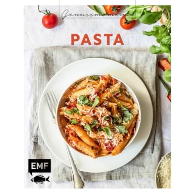 Abbildung von Genussmomente: Pasta: Schnelle und einfache Rezepte mit Fleisch, Fisch, vegetarisch vegan Spaghettini Pistazienpesto, Bärlauch Ravioli, One Pot Ratatouille, hausgemachte Gnocchi mehr!