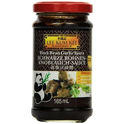 Abbildung von Lee Kum Kee Schwarze Bohnen Knoblauch Sauce Würzsauce aus schwarzer Bohnenpaste und 6 x 165 ml