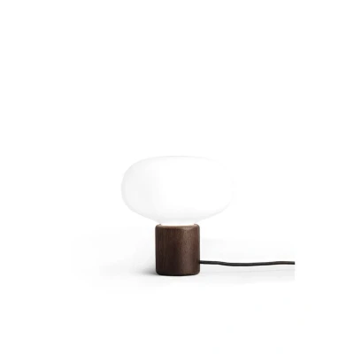 Abbildung von New Works Karl Johan Tischlampe, Eiche/Opalglas