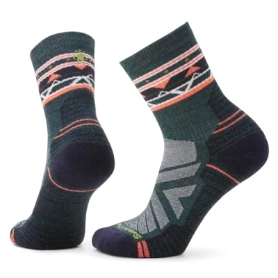 Abbildung von Smartwool Women&#039;s Hike Light Cushion Zig Zag Valley Mid Crew Socken für Damen, Twilight Blue, S