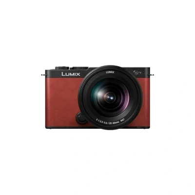 Abbildung von Panasonic Lumix DC S9 Rot + 20 60mm f/3.5 5.6