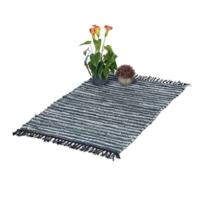 Abbildung von Relaxdays Flickenteppich, 60x100 cm, Baumwolle &amp; Leder, handgewebt, Schwarze Fransen, rutschfest, Fleckerlteppich, grau
