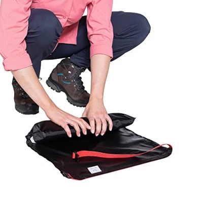 Abbildung von Tatonka Unisex Erwachsene Equipment Wrap &amp; Roll M Packhilfe, Black, 48 x 45 cm