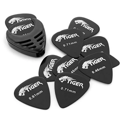 Abbildung von Tiger GAC56 BK 12 Gitarrenplektren mit Halter für Plektren