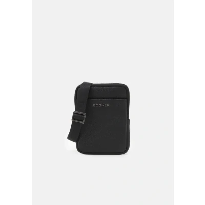 Abbildung von Bogner Jasper Jacob Shoulderbag Unisex Umhängetasche, Größe: One Size, Black