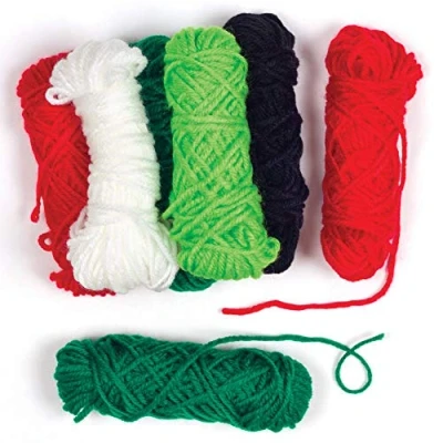 Abbildung von Baker Ross AW920 Großpackung Wolle in Weihnachtsfarben (10 Stück) Festlich Basteln für die ganze Familie, Sortiert
