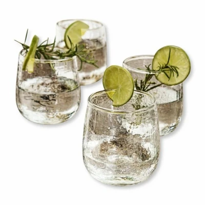 Abbildung von LOBERON Glas 4er Set Valters, Mundgeblasen, mit Welliger Struktur, Stilvoll Klassisches Design, Spülmaschinenfest, Tischaccessoires, Trinkgläser, klar