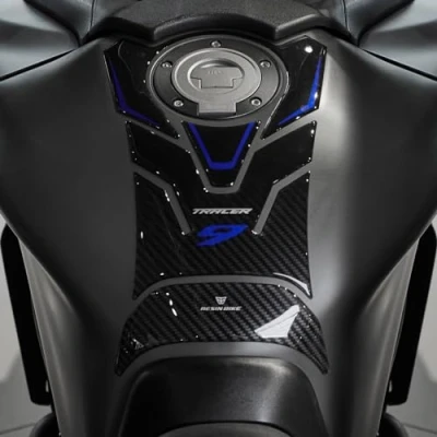 Abbildung von Resin Bike Aufkleber Motorrad Kompatibel Mit Yamaha Tracer 9 GT GT+ 2021 2024 Blau. Schutz Tank Schutzfolie vor Stößen und Kratzern. Aufklebersatz 3D Harzklebstoff Stickers Made in Italy
