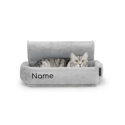 Abbildung von lionto Katzenheizungsliege mit kuscheligem Plüschbezug, Katzenbett zum Einhängen Metallhaken für alle gängigen Heizungen, waschbare und gemütliche Katzenhängematte, hellgrau (Namensaufdruck)