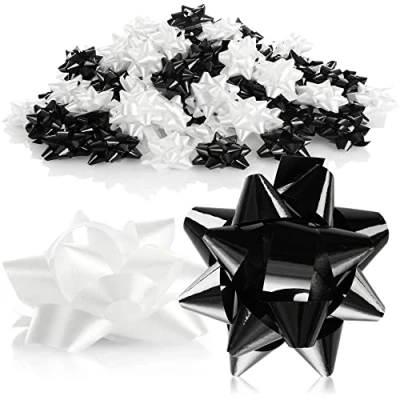 Abbildung von com four® 100x Geschenkschleife in tollen Farben Selbstklebende Fertigschleife zur Dekoration von Geschenken zu Weihnachten und Hochzeiten (100 Stück Glanz schwarz weiß)
