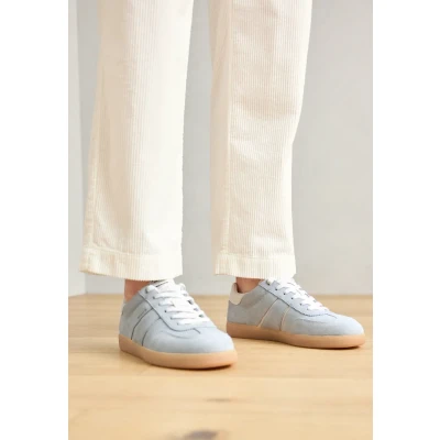 Abbildung von Tamaris Damen Klassische Ballerinas, Frauen Flats,Comfort Lining,TOUCHit Fußbett,Slip ons,klassisch elegant,Ballerinen,Light Blue,41 EU