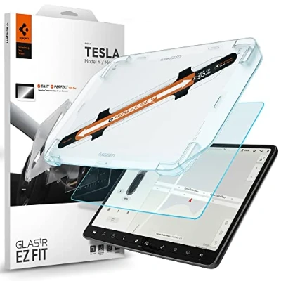 Abbildung von Spigen EZ FIT Displayschutzfolie für Tesla Model 3 / Y Display
