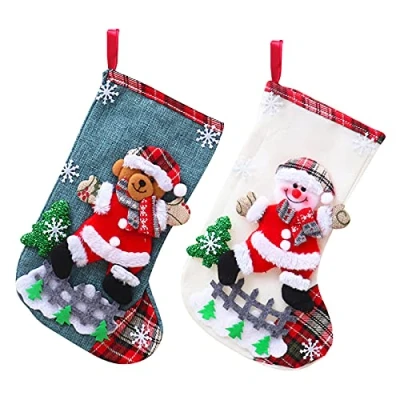 Abbildung von Mousyee Nikolausstrumpf, Nikolausstiefel Hängende Weihnachtsstrümpfe für Baumschmuck Weihnachtssockensack, Socke Geschenktüte Bonbonbeutel Tasche mit Plaid (Schneemann und Bär)