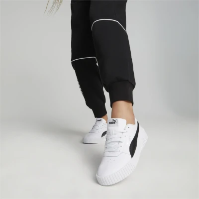 Abbildung von Carina 2.0 Sneakers Damen PUMA White Black Silver Gray
