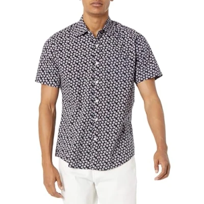 Abbildung von Amazon Essentials Herren Kurzärmeliges Hemd mit Aufdruck, Normale Passform, Marineblau/Rosa Muscheln, M