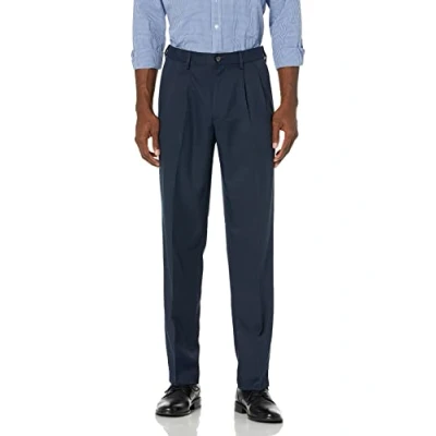 Abbildung von Amazon Essentials Herren Anzughose mit Falte und Erweiterbarem Bund, Klassisch Geschnitten, Marineblau, 38W / 32L