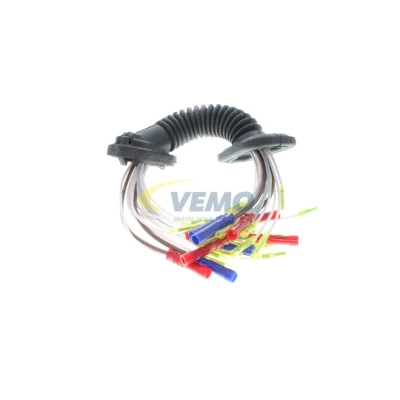 Abbildung von VEMO EXPERT KITS + V10 83 0074 Reparatursatz, Kabelsatz Fahrzeugtür, hinten links, rechts mit Faltenbalg VOLKSWAGEN: Golf Plus / Crossgolf