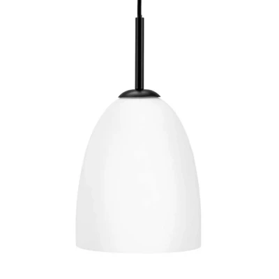 Abbildung von Dyberg Larsen Jazz Hängeleuchte opal/schwarz 18 cm