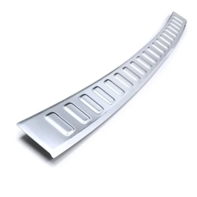 Abbildung von tuning art L3071 Edelstahl Ladekantenschutz passend für Mercedes GLE V167 2018 , Farbe:Silber