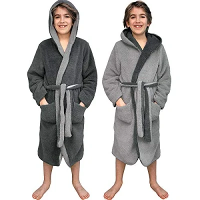 Abbildung von HOMELEVEL Kinderbademantel Kuschelfleece Bademantel für Kinder Sherpa Wende Design, Polyester