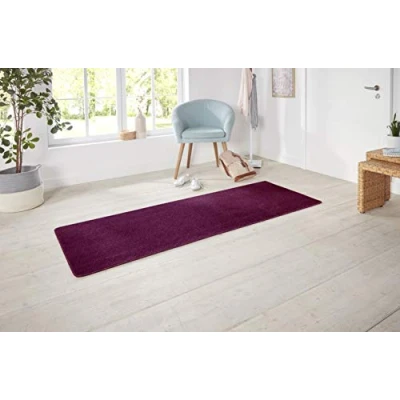 Abbildung von Hanse Home Nasty Läufer Flauschiger Kurzflor Teppich Einfarbig Unifarben für Esszimmer, Wohnzimmer, Kinderzimmer, Flur, Schlafzimmer, Küche Uni Brombeere, 80x300cm