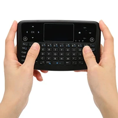 Abbildung von Denash 2,4 GHz Wireless Tastatur, Hintergrundbeleuchtung Touchpad Tastatur Fernbedienung Maus mit USB Empfänger für PC, Laptop, Smart TV, HTPC