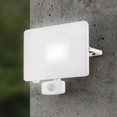 Abbildung von Eglo 33159 LED Outdoor Wandleuchte FAEDO 3 weiß klar L:20,5cm H:20cm T:5cm Sensor IP44