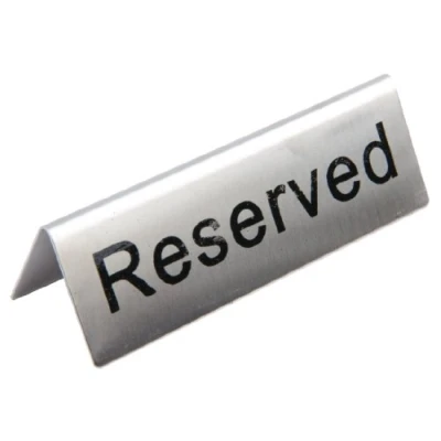 Abbildung von Olympia Premium Reserviert Schilder für Tische (10 Stück), gebürsteter Stahl, Tischschild, Größe: 35 (H) x 51 (B) 38 (T) mm, doppelseitig, stapelbar, korrosionsbeschädig, U051