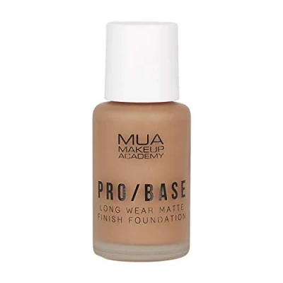 Abbildung von MUA Make Up Academy Pro Base Long Wear Matte Finish Foundation 30 ml (#180)