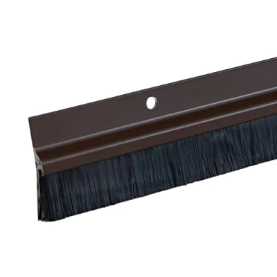 Abbildung von Türdichtung Türbürste Abdeckleisten Bürstendichtung Dichtung 8 x aus Aluminium Braun 1 Meter Leiste zum Anschrauben Bürste Zimmertürdichtung Durchzugstopper Zugluftstopper für Türen