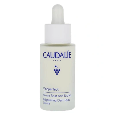 Abbildung von Caudalie Vinoperfect Brightening Dark Spot Serum 30 ml